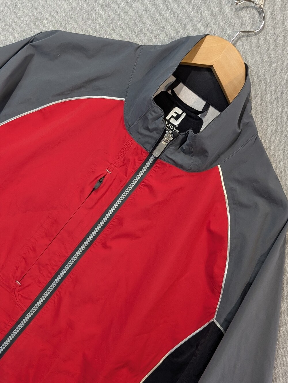 FootJoy Dryjoys Select Golf Rain Jacket Men's Large Red Black Grey